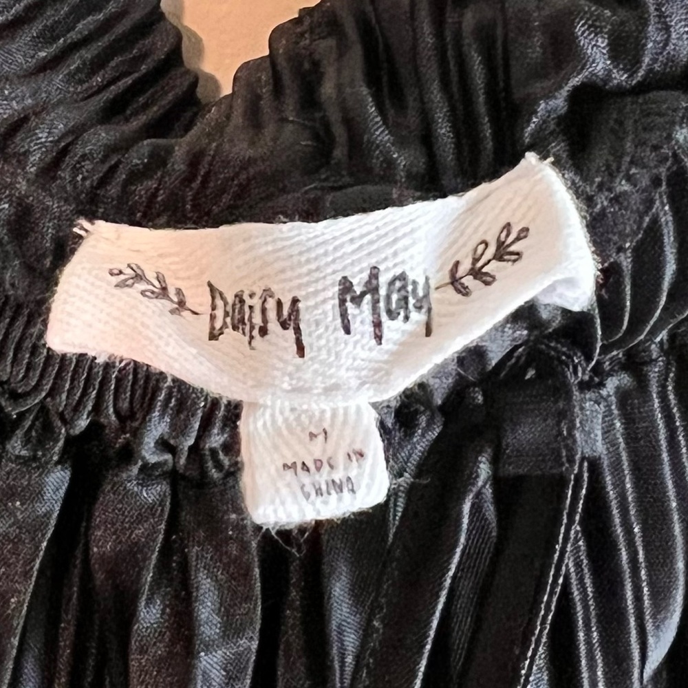 Daisy May Ribbed Pants Medium✨ - Picture 2 of 6